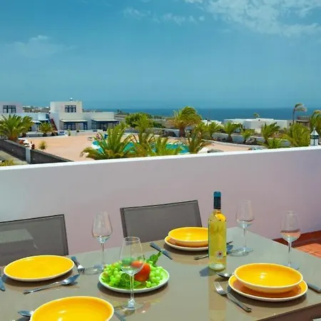 Sleeps 2 With Pool And Air Con * Puerto Calero