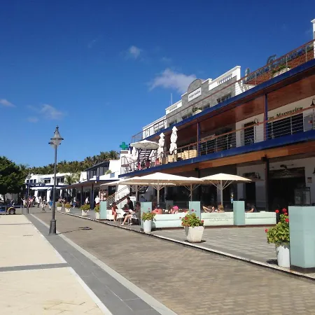 Sleeps 2 With Pool And Air Con Puerto Calero