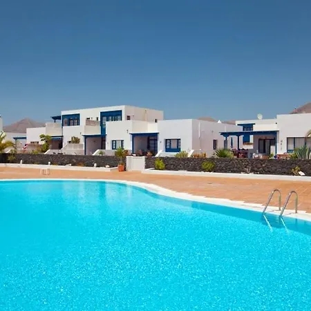 Sleeps 2 With Pool And Air Con * Puerto Calero