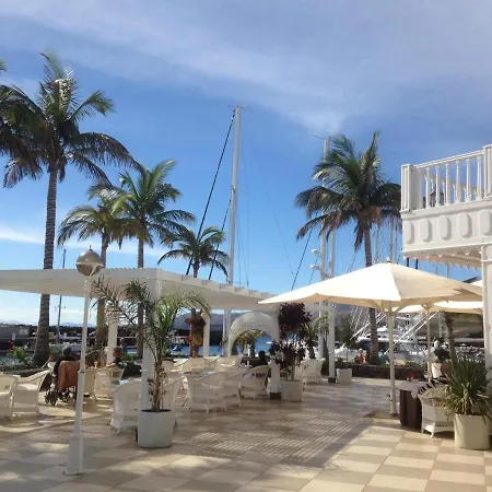 Sleeps 2 With Pool And Air Con Apartament Puerto Calero
